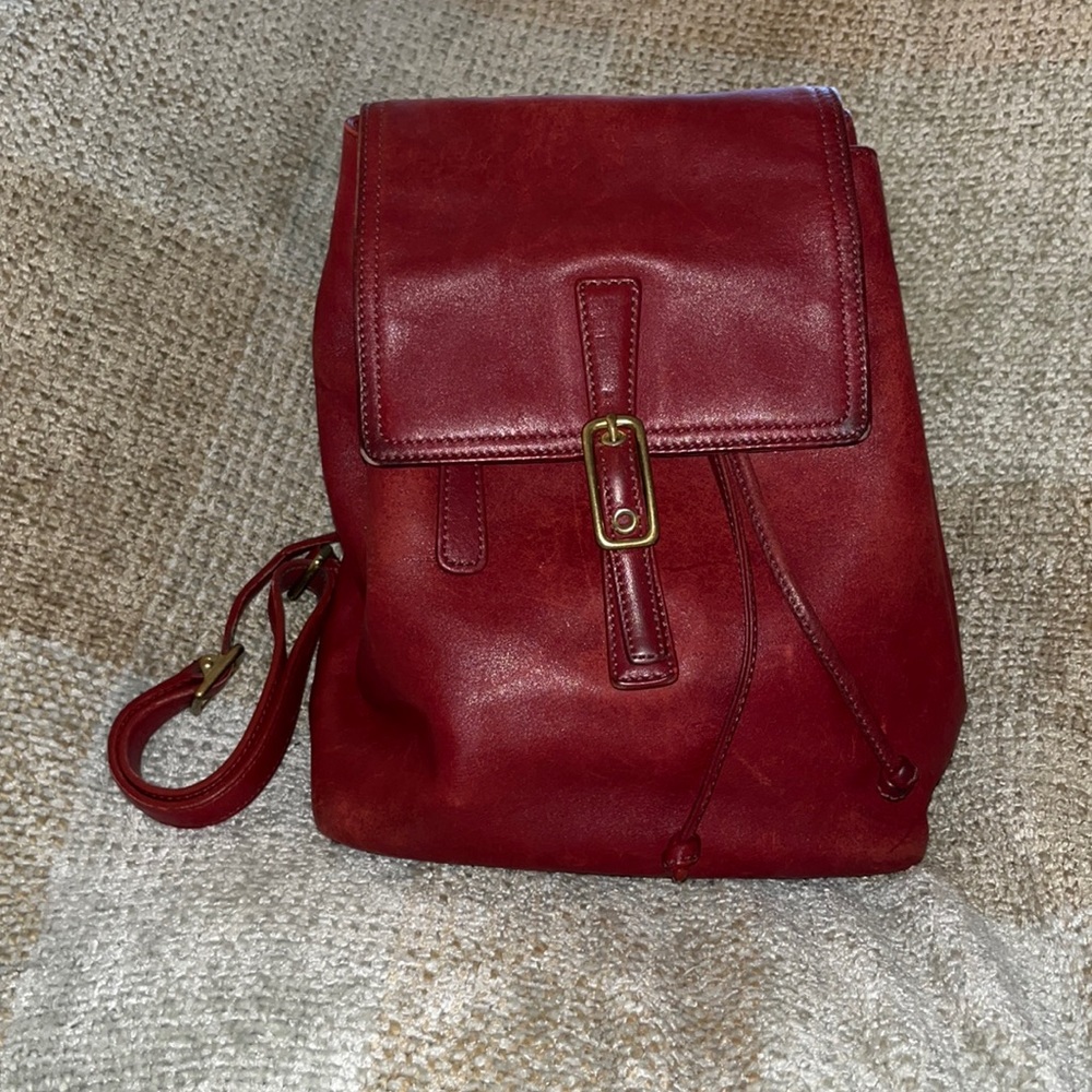 Vintage leather legacy red backpack !!